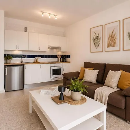 Cozy & Peaceful In Playa De Fanabe *